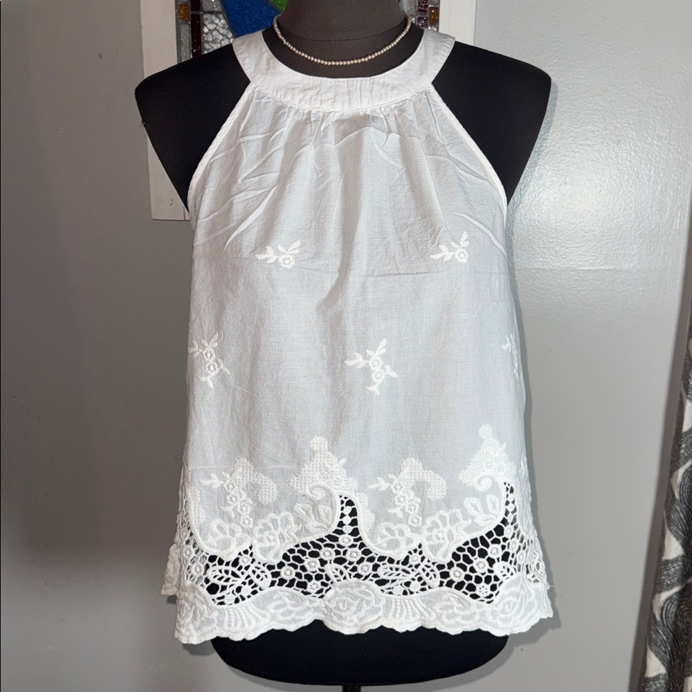 Caution to the Wind embroidered white lace halter tank SZ Medium